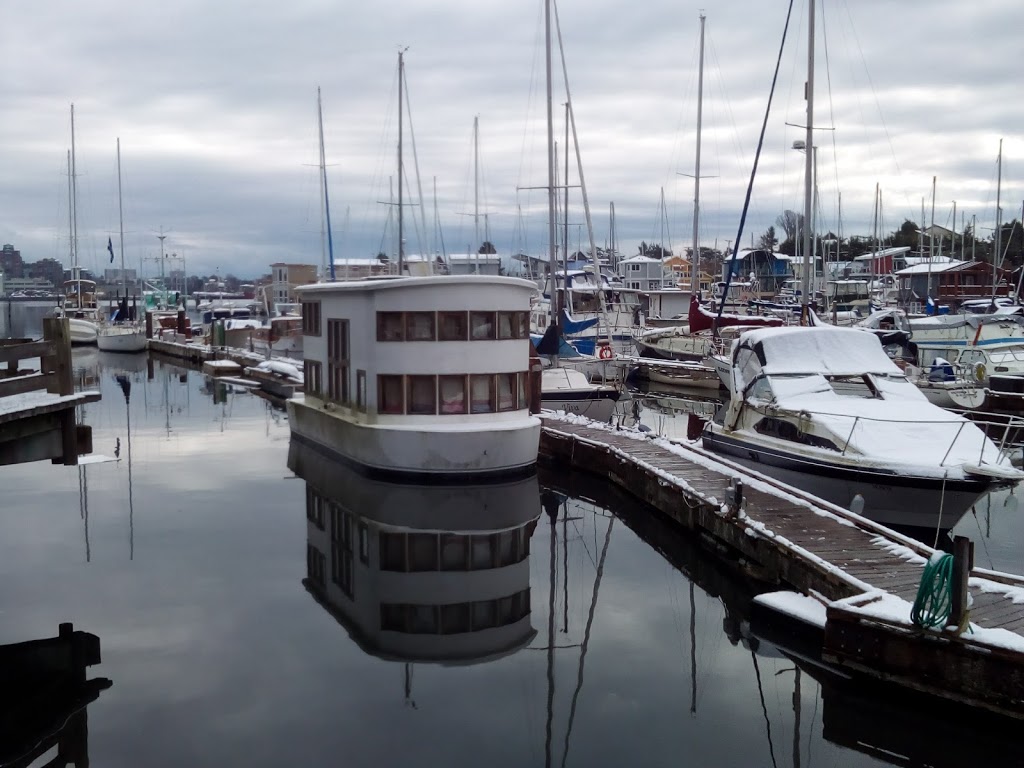 Captain Jacobson Park | 487-, 525 Head St, Victoria, BC V9A 5S1, Canada