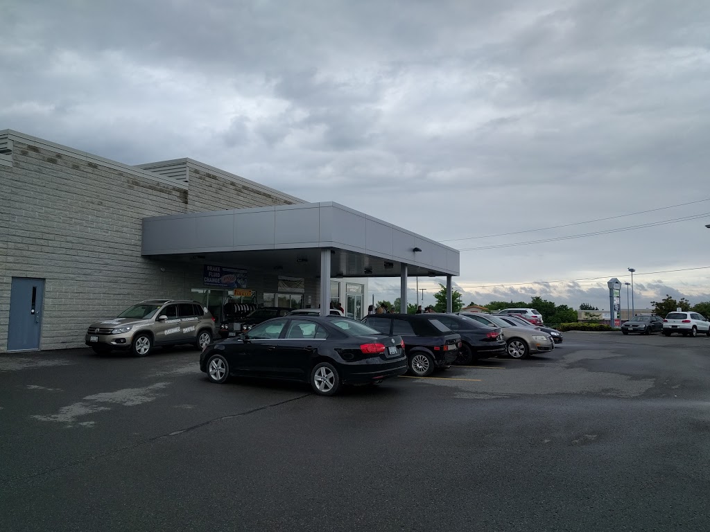 Peterborough Volkswagen Ltd | 500 Towerhill Rd, Peterborough, ON K9H 7R8, Canada | Phone: (866) 745-2413