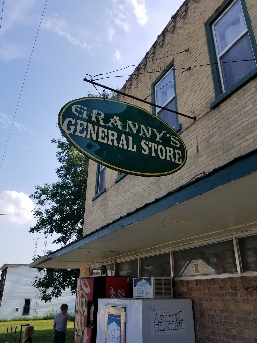 Grannys General Store | 535 Louisa St, Ayton, ON N0G 1C0, Canada | Phone: (519) 665-7828