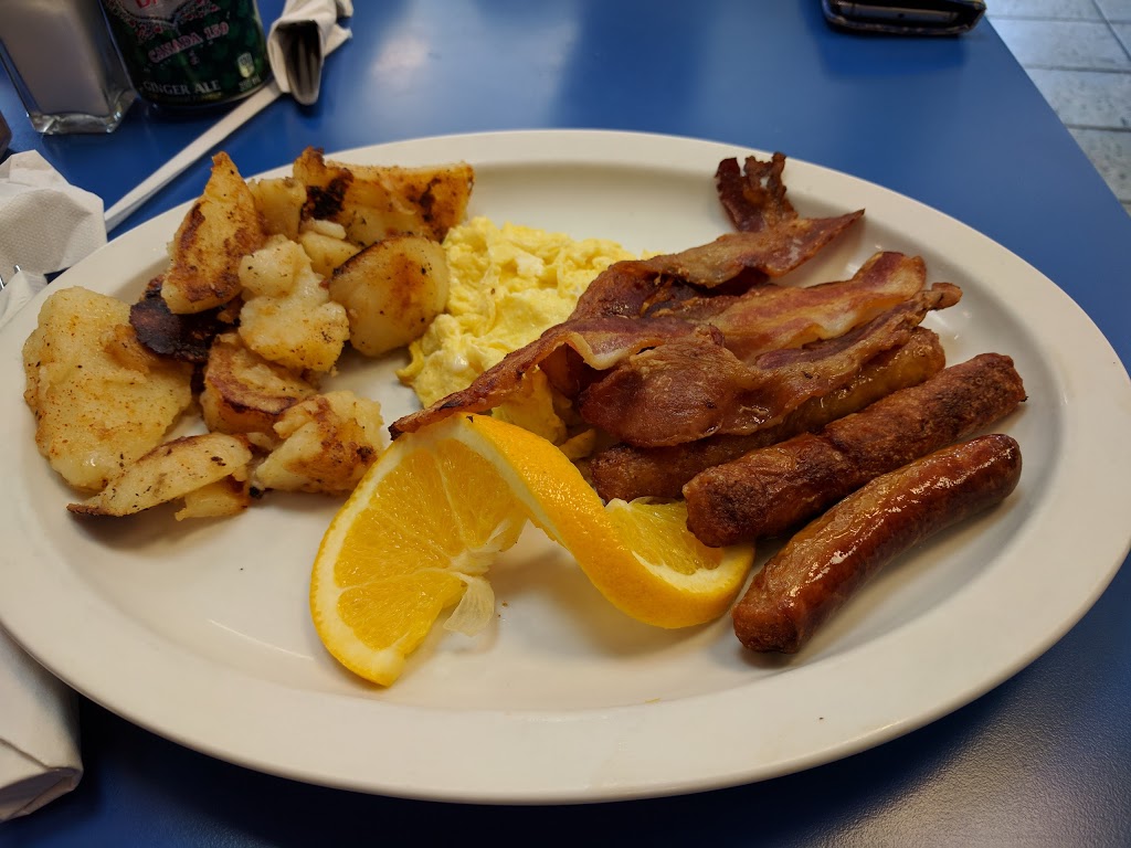 Riverside Grill | 65 Queen St N, Bolton, ON L7E 1C1, Canada | Phone: (905) 857-3209