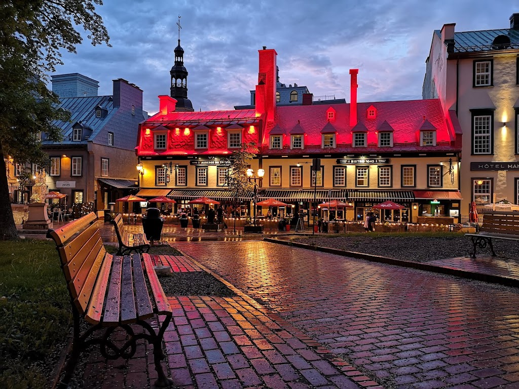 Auberge Du Tresor | 20 Rue Sainte-Anne, Québec, QC G1R 3X2, Canada | Phone: (418) 694-1876