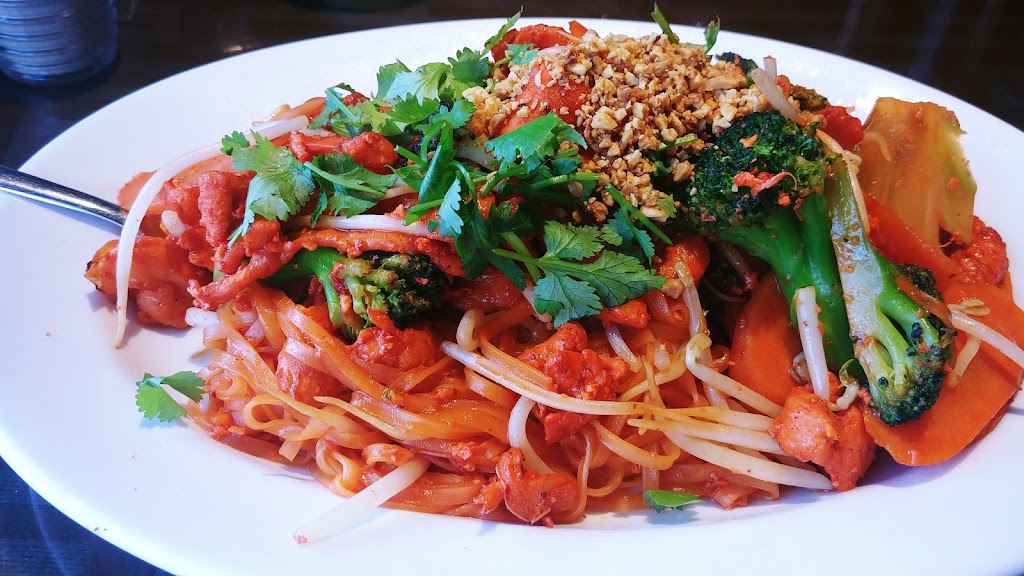 Pho Bo Ga 2 Snack Bar | 857 Somerset St W, Ottawa, ON K1R 6R6, Canada | Phone: (613) 695-7089