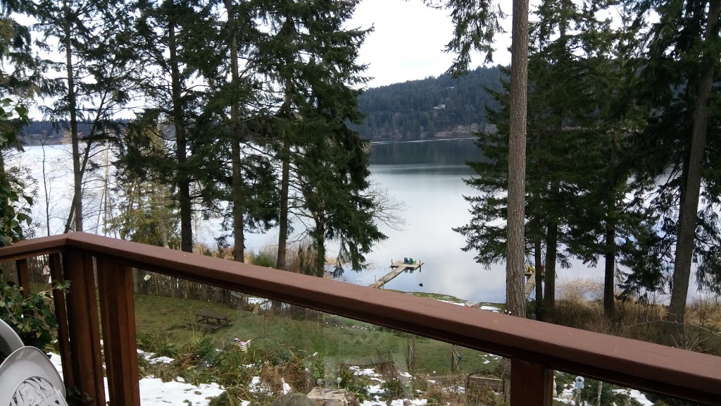 Maple Ridge Cottages | 301 Tripp Rd, Salt Spring Island, BC V8K 1K6, Canada | Phone: (250) 537-5977