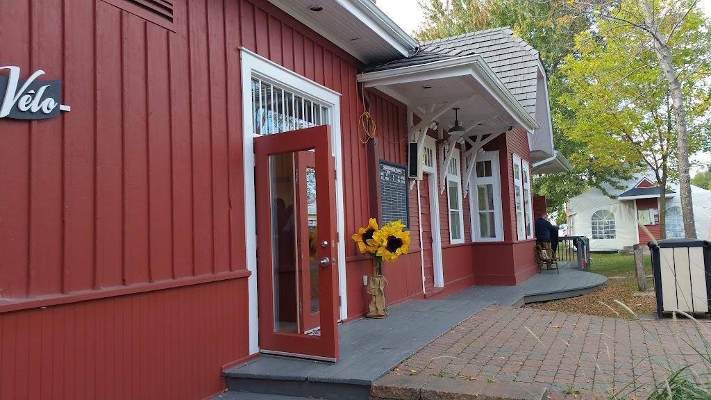 Pompiers info et caserne | 179 Rue St Louis, Warwick, QC J0A 1M0, Canada | Phone: (819) 358-4320