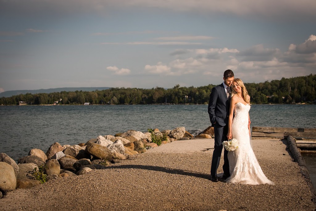 Lora Bay | 109 E Ridge Dr, Thornbury, ON N0H 2P0, Canada | Phone: (877) 599-5515