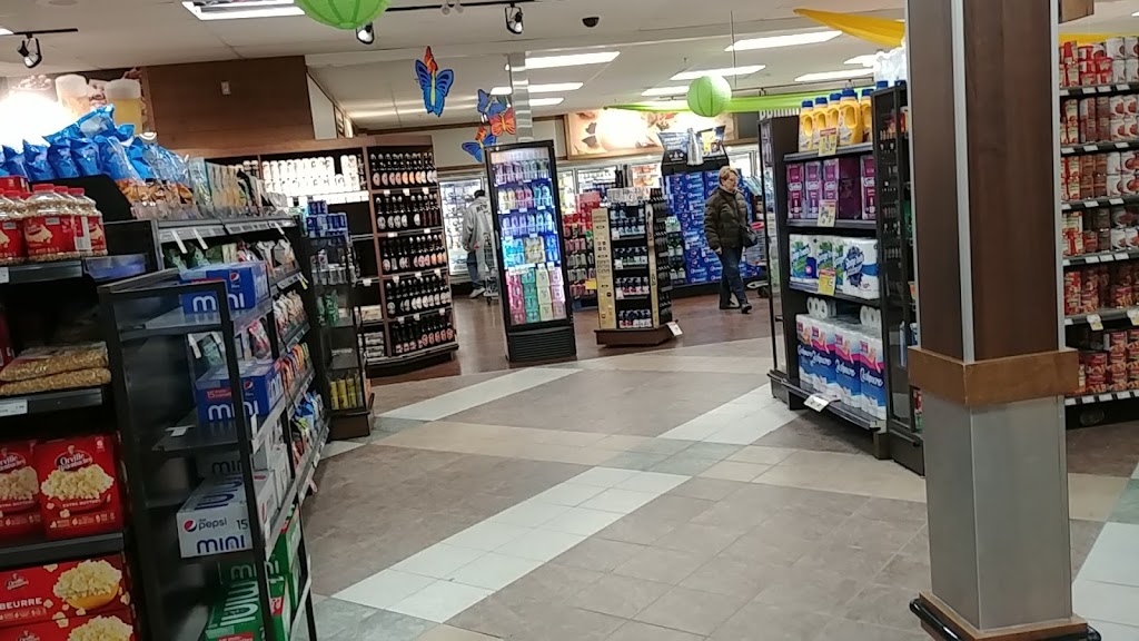 IGA Marché H. Dauphinais inc. | 60 QC-202, Lacolle, QC J0J 1J0, Canada | Phone: (450) 246-3037