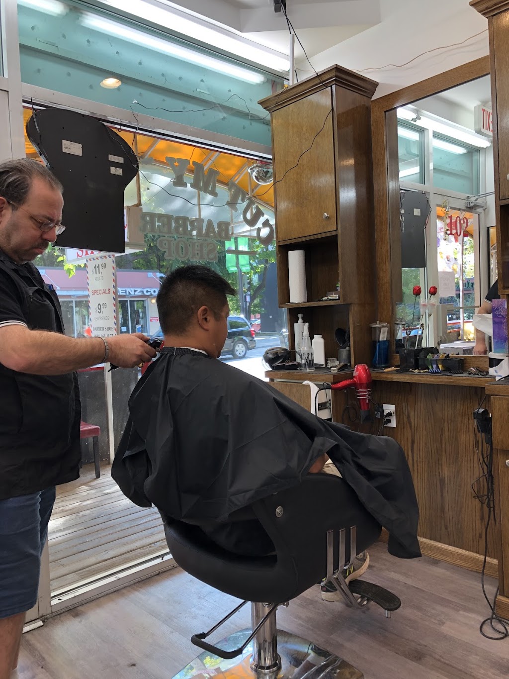 Cut My Hair Barber Shop | 1610 Robson St #102, Vancouver, BC V6G 1C7, Canada | Phone: (604) 661-1177