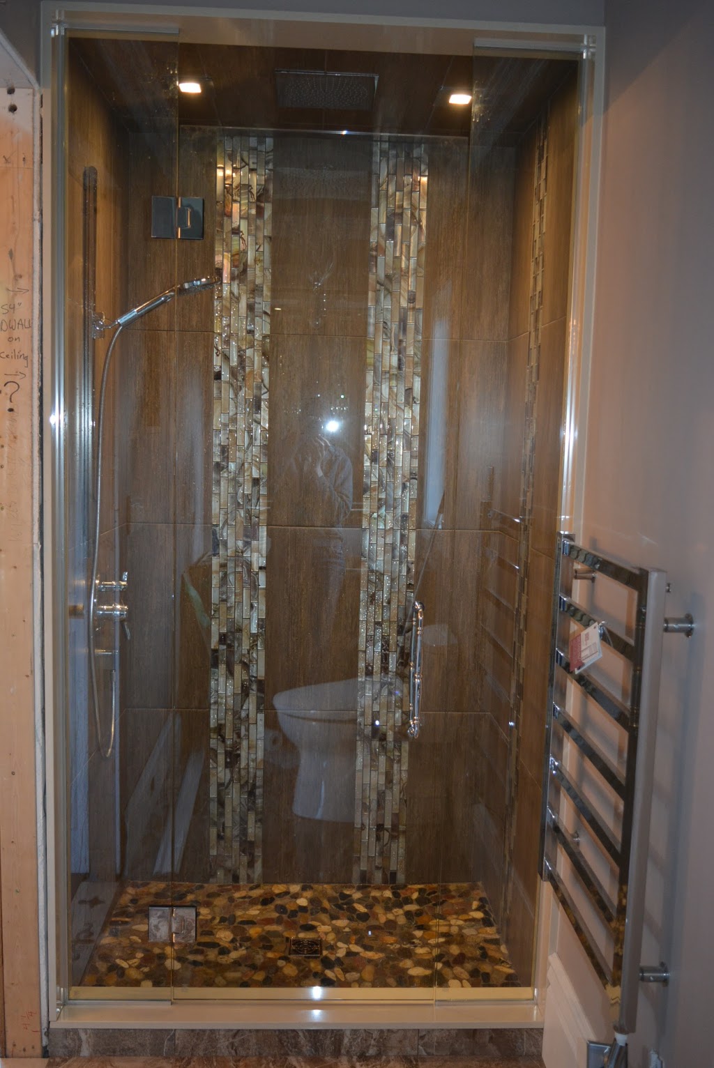 Kitchener Glass Ltd | 5 Cherry Blossom Rd #6, Cambridge, ON N3H 4R7, Canada | Phone: (519) 744-5201