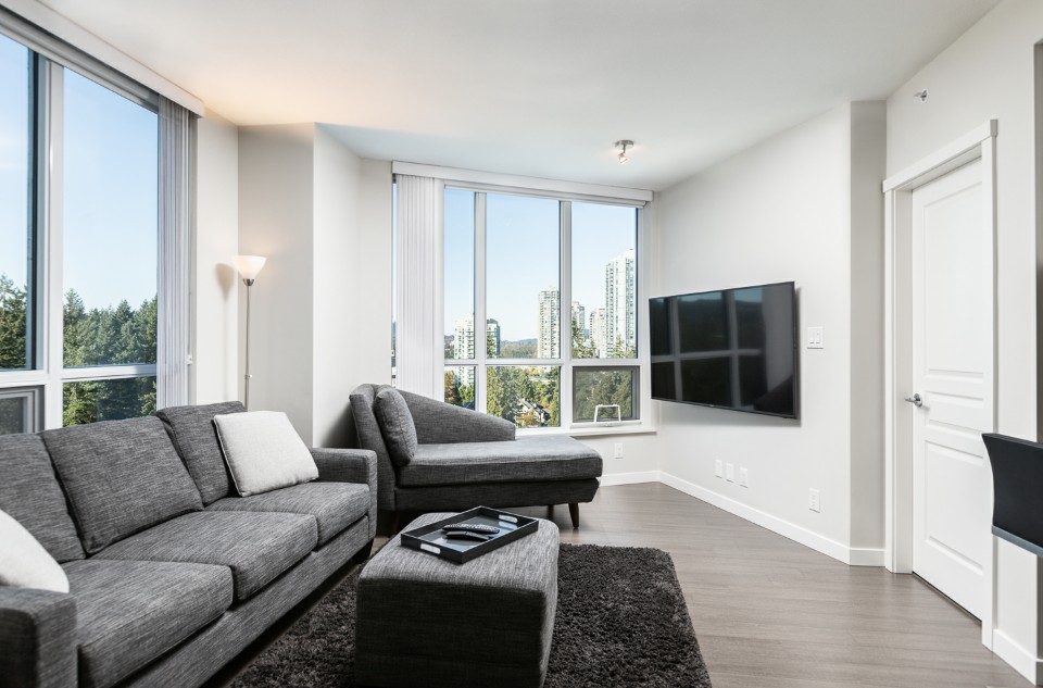 Douglas | Your Real Estate Specialist | 2280 163 St, Surrey, BC V3Z 0S4, Canada | Phone: (778) 551-6088