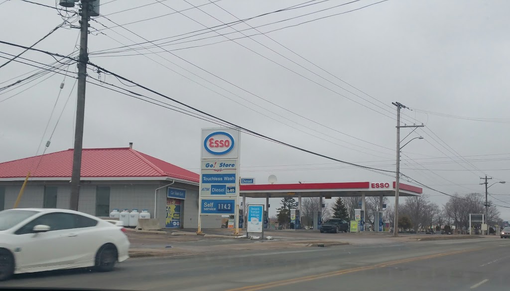 ROBIE STREET ESSO | 121 Robie St, Truro, NS B2N 1K8, Canada | Phone: (902) 895-6002