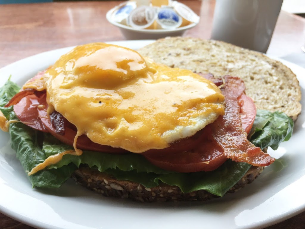 Happy All-Day Breakfast & Lunch | 17665 Leslie St #3, Newmarket, ON L3Y 3E3, Canada | Phone: (905) 235-8767