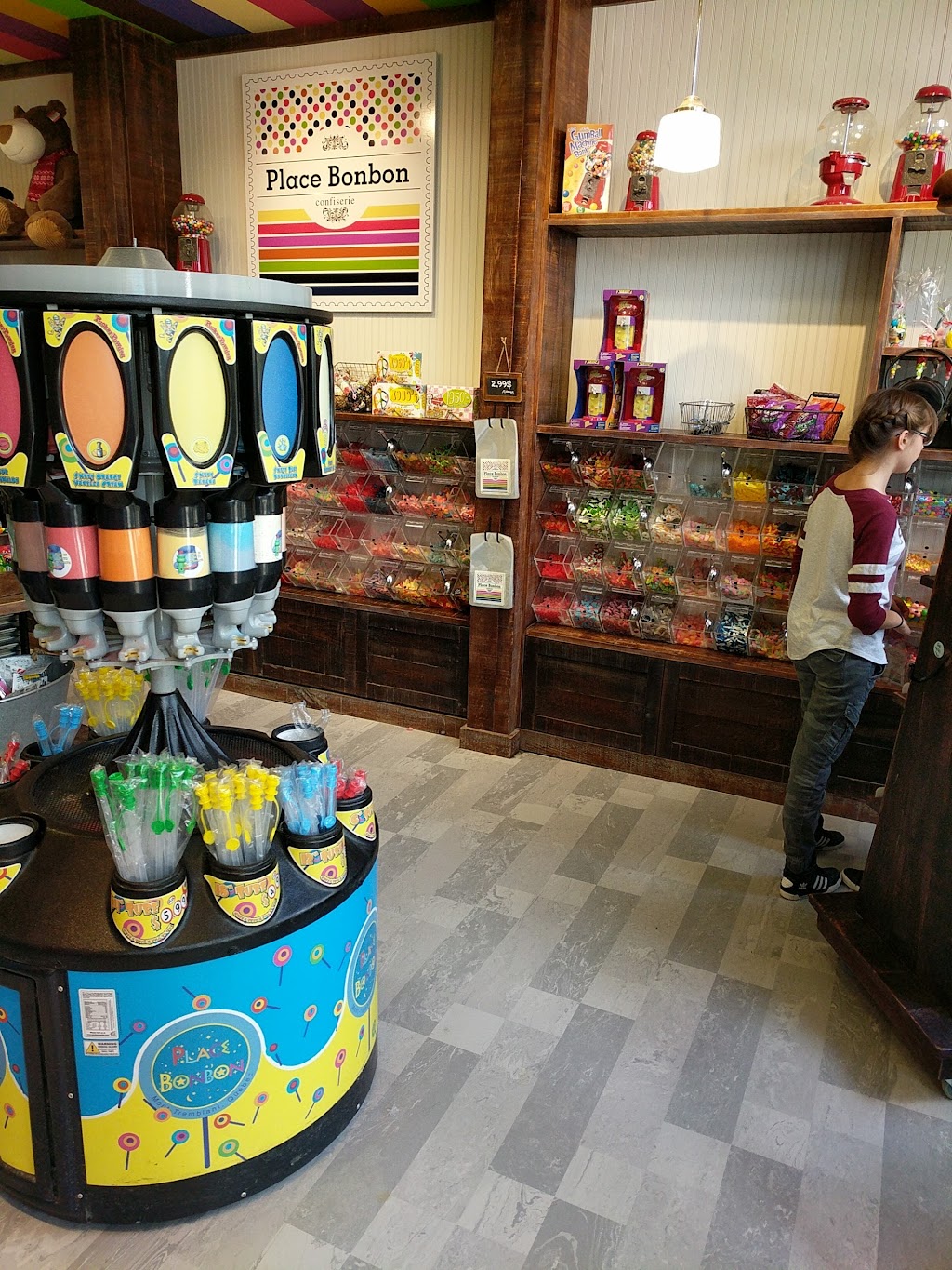 Place Bonbon | 151 Chemin du Curé Deslauriers, Mont-Tremblant, QC J8E 1C9, Canada | Phone: (819) 425-5729