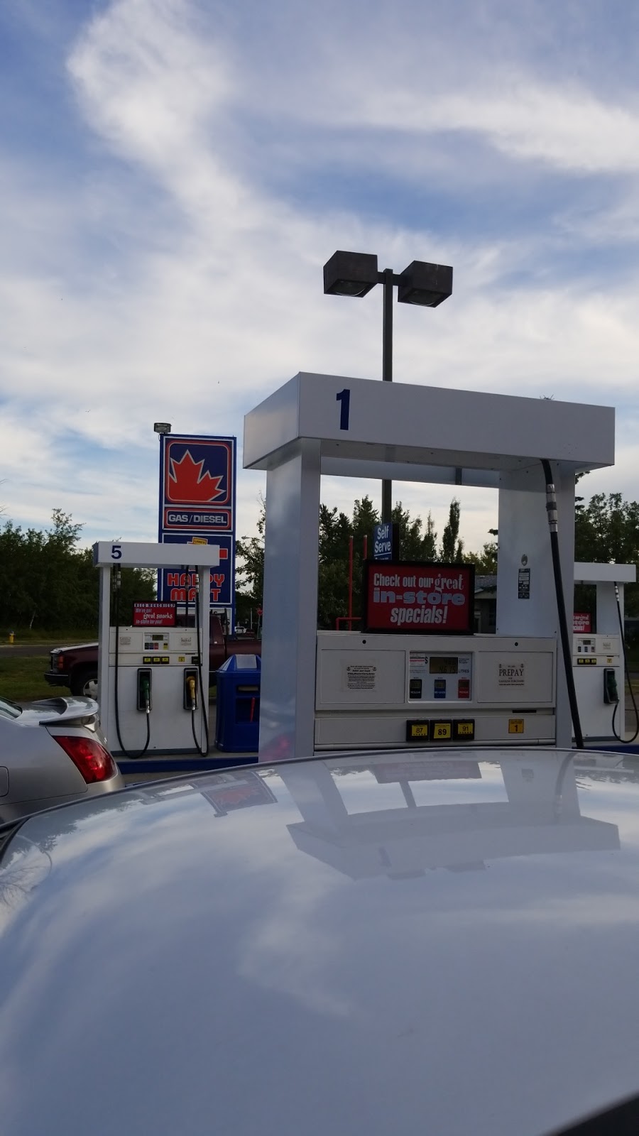 Lands Happy Mart Food Stores | 12104 161 Ave NW, Edmonton, AB T5X 5M8, Canada | Phone: (780) 453-6661