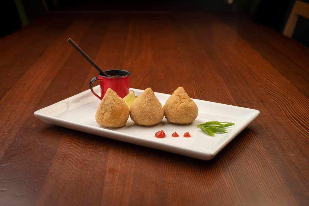 Minas Brazilian Steakhouse | 136 2 St SW, Calgary, AB T2P 0S7, Canada | Phone: (403) 454-2550