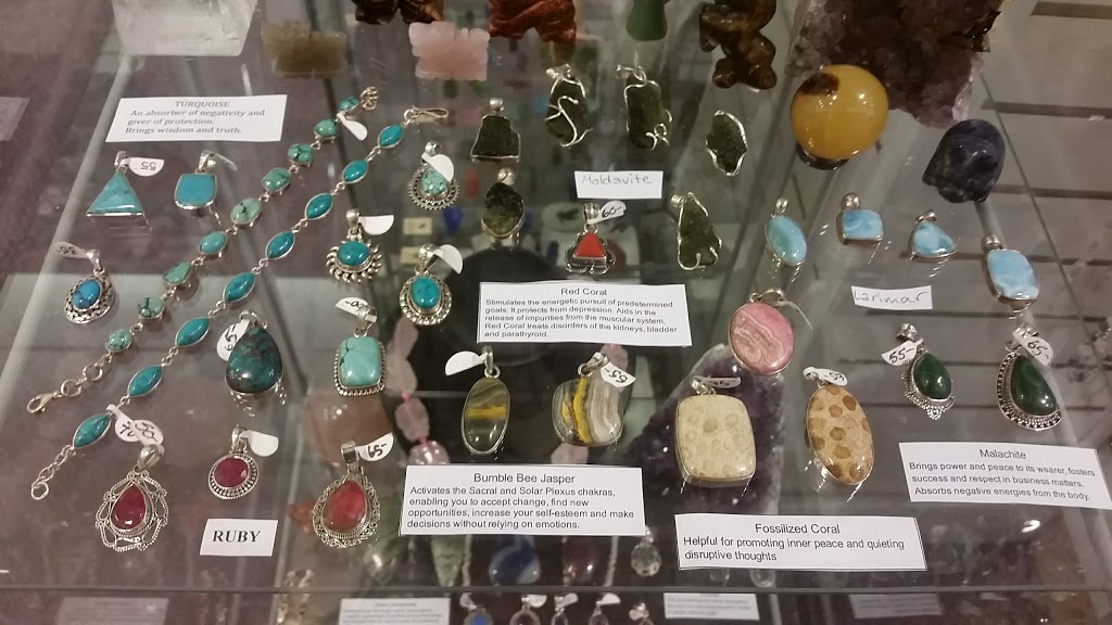 Vivah Jewellery | 221 Glendale Ave, St. Catharines, ON L2T 2K9, Canada | Phone: (905) 685-3237