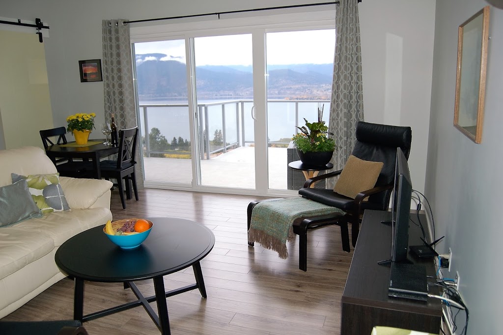 Singing Marmot Guest Suites | 2502 Winifred Rd, Naramata, BC V0H 1N0, Canada | Phone: (778) 514-5422