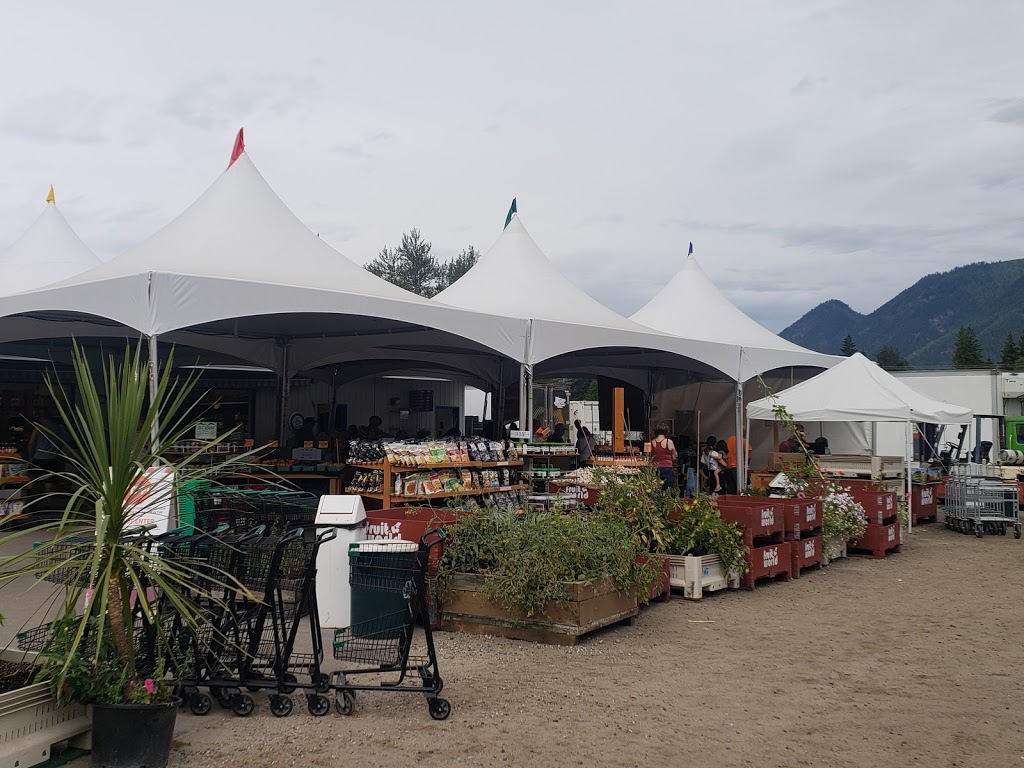 Fruit World | 1330 Maier Rd, Sicamous, BC V0E 2V1, Canada | Phone: (250) 836-5555