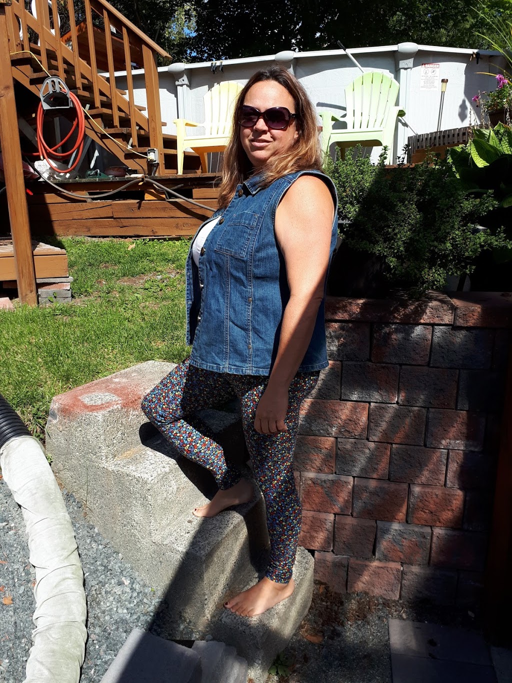 Sweetlegs Lively with Michelle | 323 Maple St, Lively, ON P3Y 1N1, Canada | Phone: (705) 923-3258