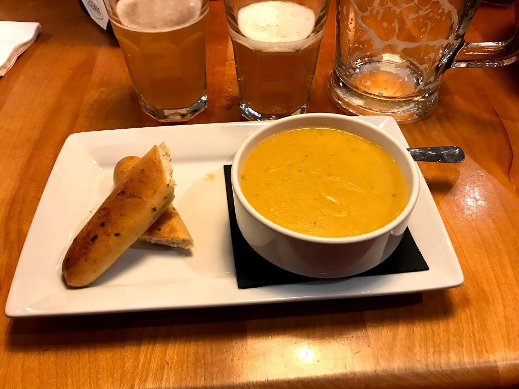 Legends Mountain Eatery | Fernie Alpine Resort, 5343 Fernie Ski Hill Rd, Fernie, BC V0B 1M6, Canada | Phone: (250) 423-2444