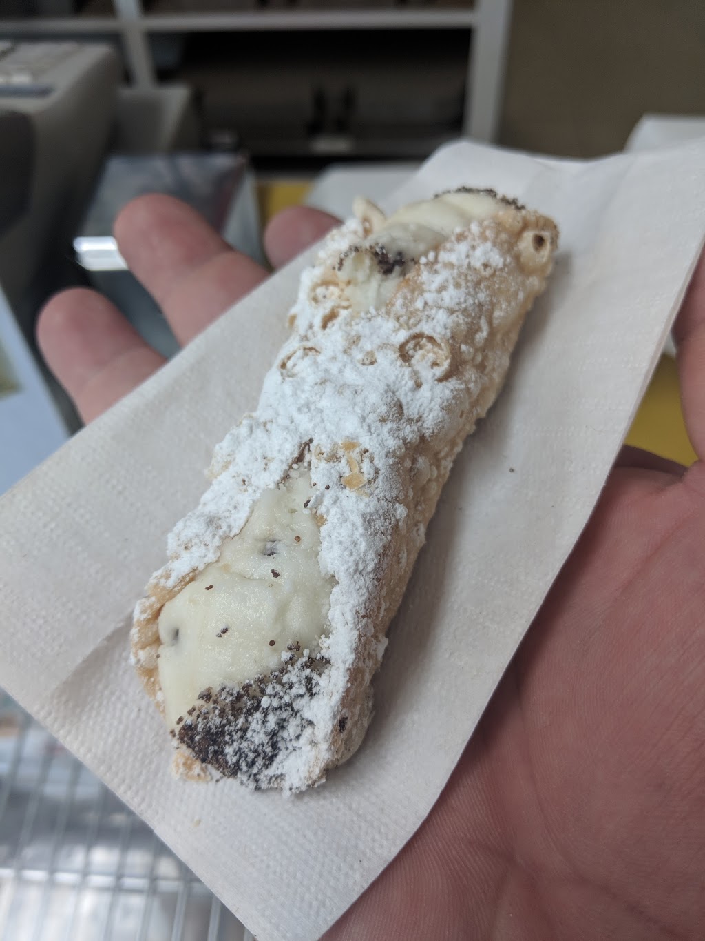 Sams Queenston Bakery (Hamilton) Ltd | 341 Queenston Rd, Hamilton, ON L8K 1H7, Canada | Phone: (905) 547-2882