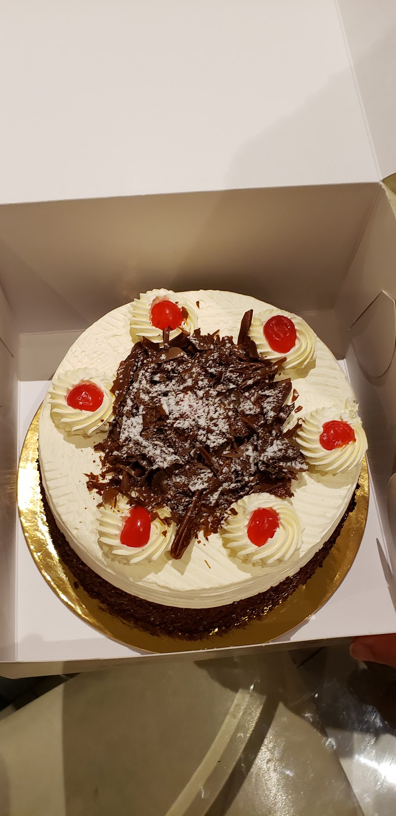 Ambrosia Bakery | 4657 Boulevard Samson, Laval, QC H7W 2H2, Canada | Phone: (450) 686-2950