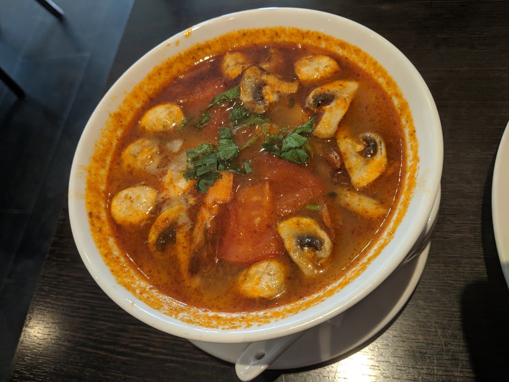BowThai restaurant | 4755 Leslie St, North York, ON M2J 2L3, Canada | Phone: (416) 490-8424