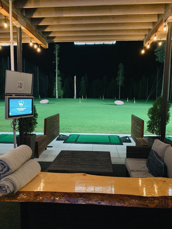 Toptracer Lounge at Cultus | 4000 Columbia Valley Rd, Cultus Lake, BC V2R 5H6, Canada | Phone: (604) 858-9902