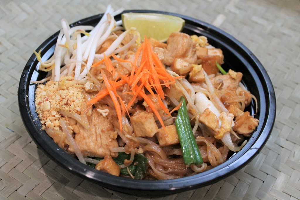 Rak Thai Kitchen | 435 Queen St S, Paisley, ON N0G 2N0, Canada | Phone: (226) 438-1688