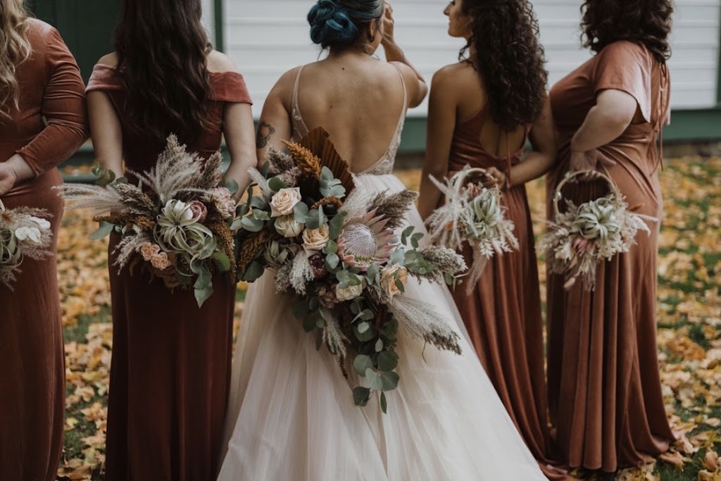 Lovely Blooms Florist | 730 ON-48, Beaverton, ON L0K 1A0, Canada | Phone: (289) 338-2911
