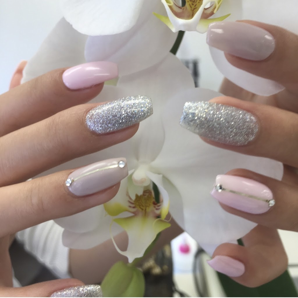 Annie Nail Spa | point of interest | 2 Orchard Heights Blvd #42, Aurora, ON L4G 3W3, Canada | 9055038889 OR +1 905-503-8889