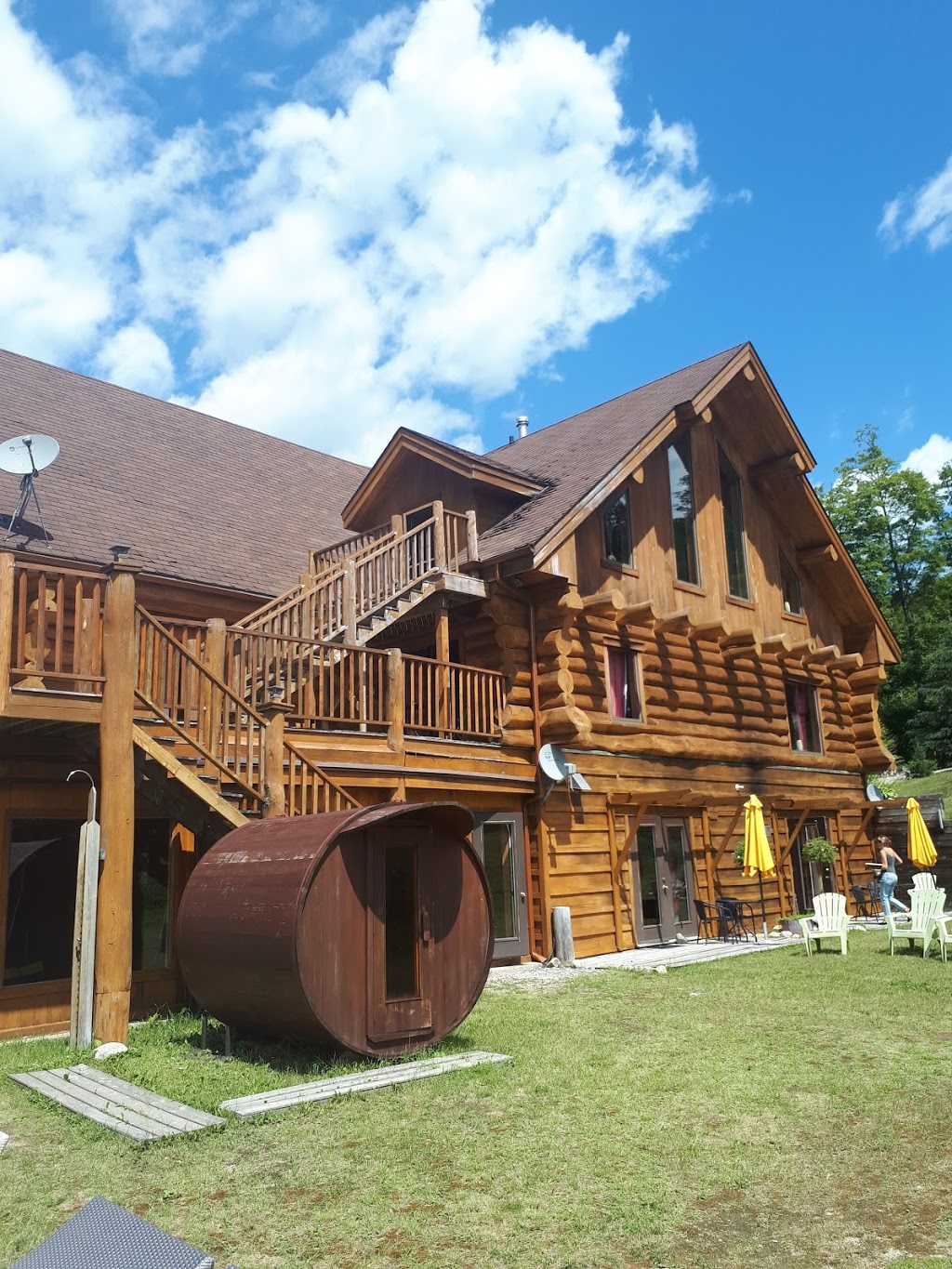 Auberge Couleurs de France | Chemin du Lac Doré Nord, 212 chemin des Jonquilles, Duhamel, QC J0V 1G0, Canada | Phone: (819) 743-5878