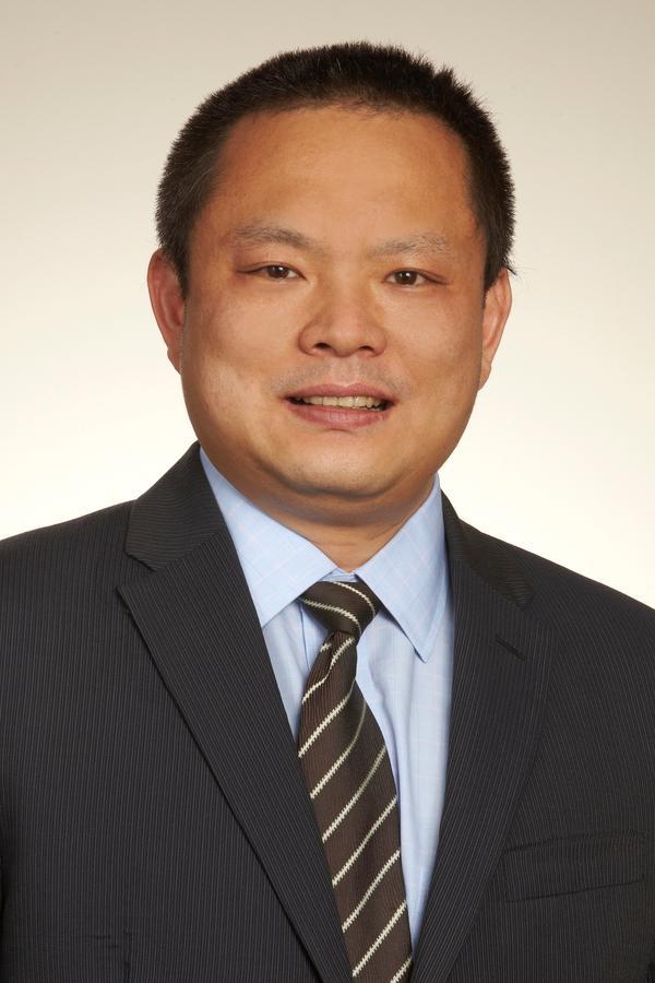 Edward Jones - Financial Advisor: Steven Lin | 2904 S Sheridan Way #104, Oakville, ON L6J 7L7, Canada | Phone: (905) 829-1015