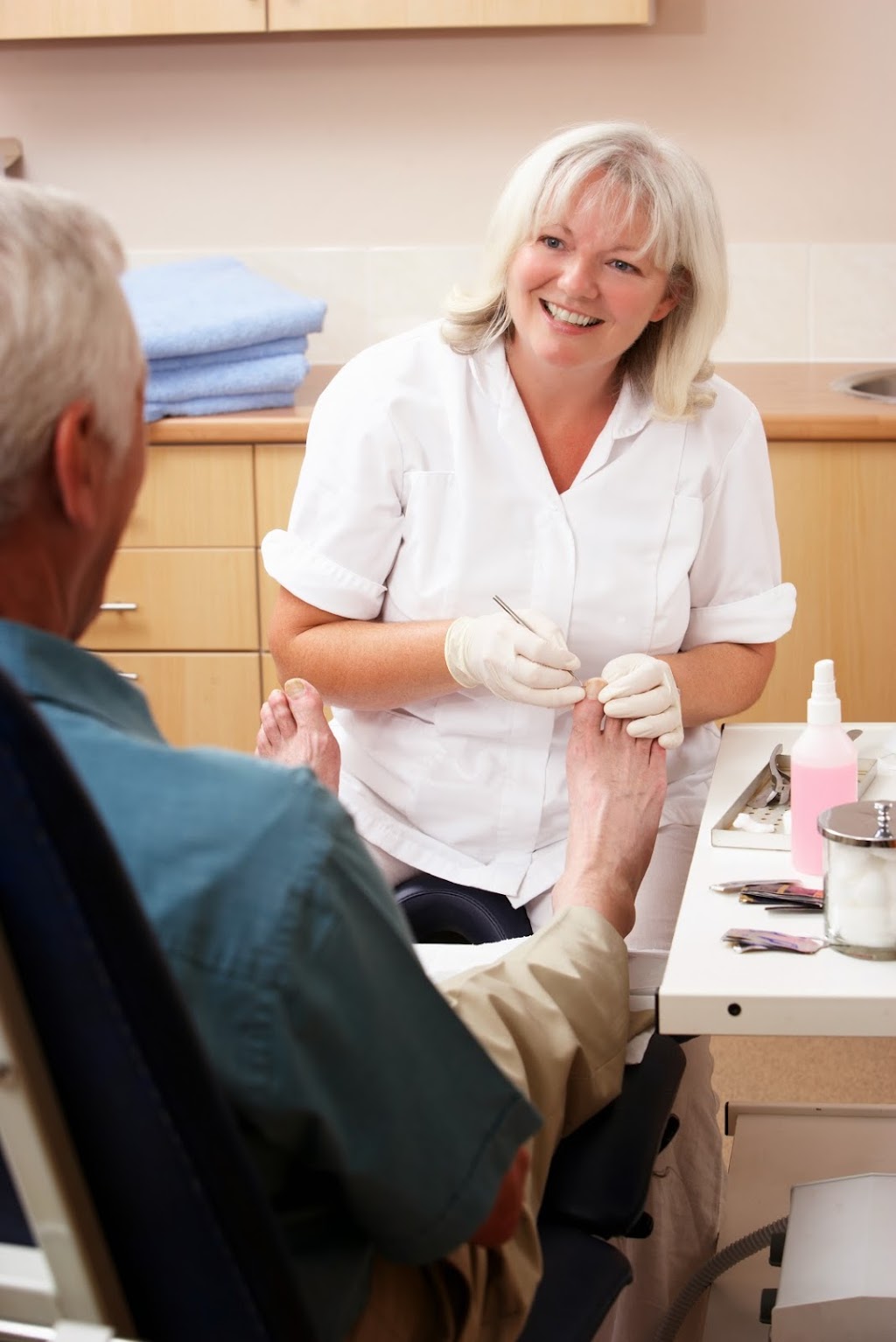 Victorian Order Of Nurses - Home Care Calgary | 9705 Horton Rd SW #100a, Calgary, AB T2V 2X5, Canada | Phone: (403) 640-4765