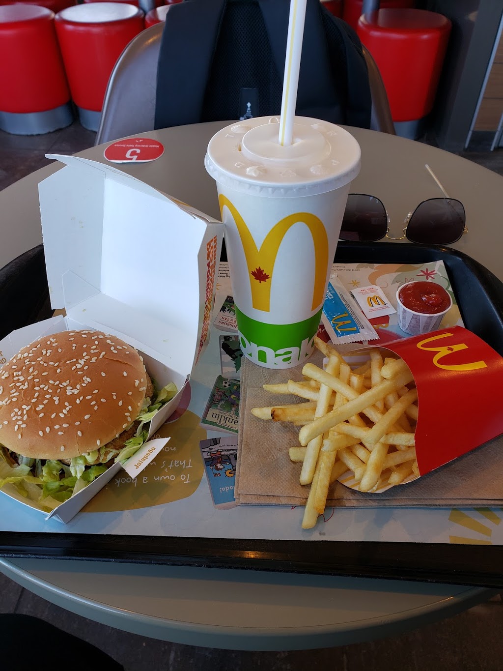 McDonalds | 1369 Harmony Rd N, Oshawa, ON L1H 7K5, Canada | Phone: (905) 436-6277