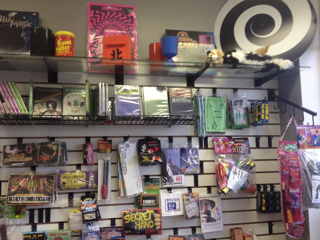 Todskys Magic Shop | 42c Rue Sainte-Anne, Sainte-Anne-de-Bellevue, QC H9X 1L3, Canada | Phone: (514) 951-8633