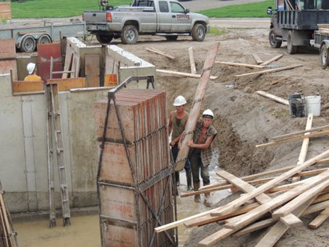 Verdonk & Sons Construction Ltd. | 77 Baptist Church Rd, Brantford, ON N3T 5L4, Canada | Phone: (519) 752-6383