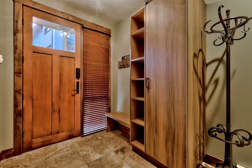 Leopards Landing - Village Walk #4 | 3280 Village Way #4, Sun Peaks, BC V0E 5N0, Canada | Phone: (250) 578-6939