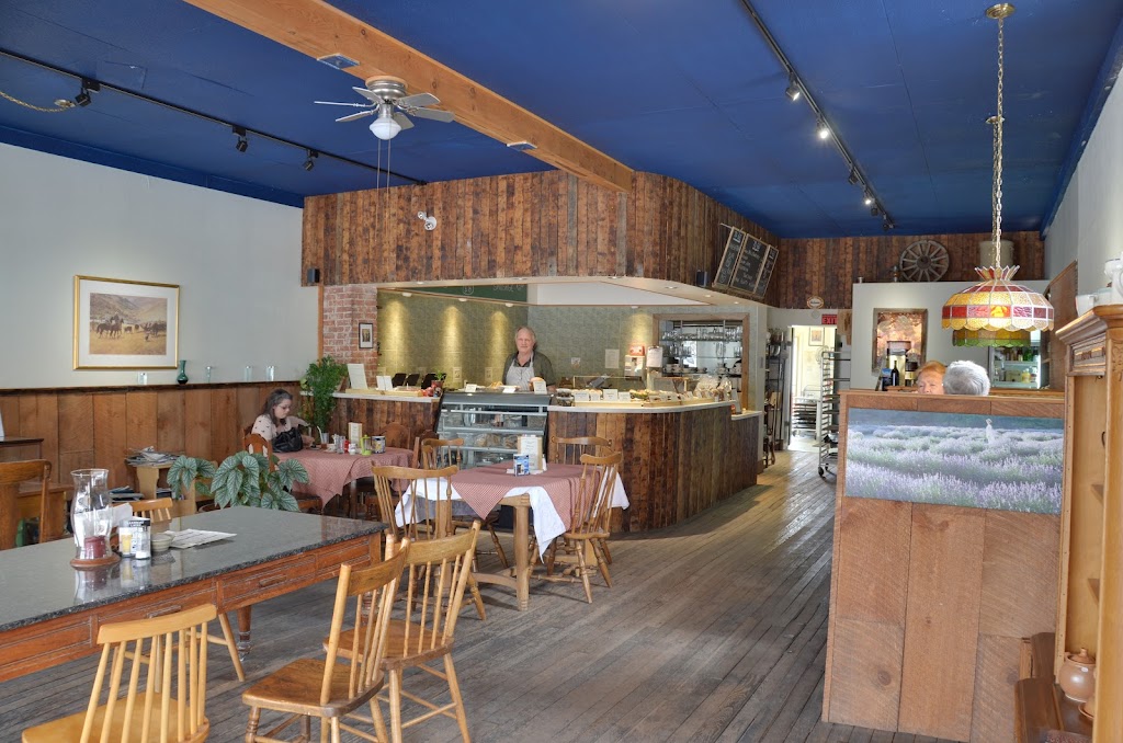 Thomasinas | 279 Bridge St, Princeton, BC V0X 1W0, Canada | Phone: (250) 295-2836