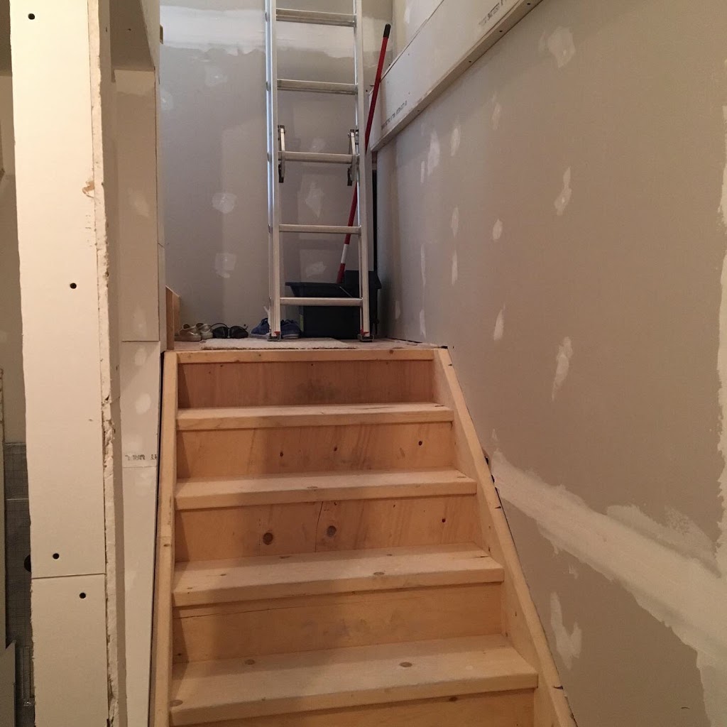 All Hands Renos | 785 Guildwood Blvd, London, ON N6H 5G2, Canada | Phone: (226) 667-7894