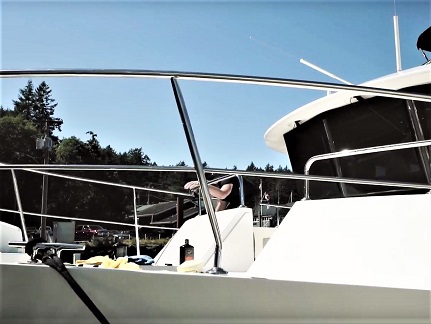 Raven Marine Services | 2300 Canoe Cove Rd #18, North Saanich, BC V8L 3X9, Canada | Phone: (250) 655-3934
