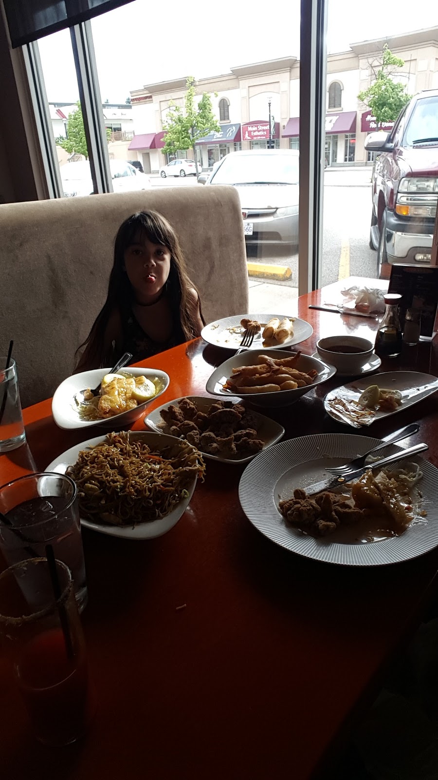 Chopsticks | 10071 Main St, Lake Country, BC V4V 1S6, Canada | Phone: (250) 766-1111