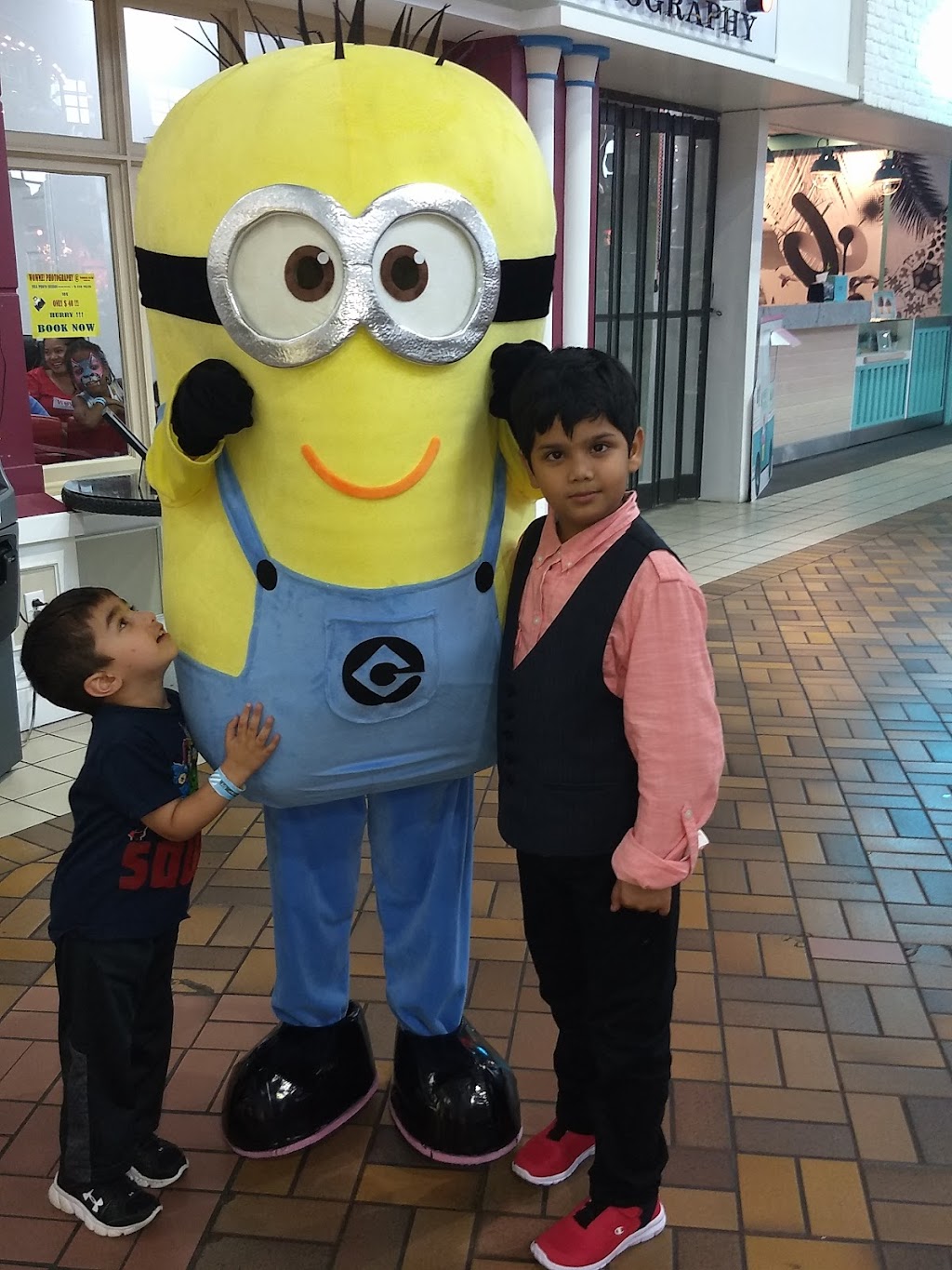 Koodo Shop | 500 Rexdale Blvd Unit Z022, Etobicoke, ON M9W 6K5, Canada | Phone: (416) 213-1017