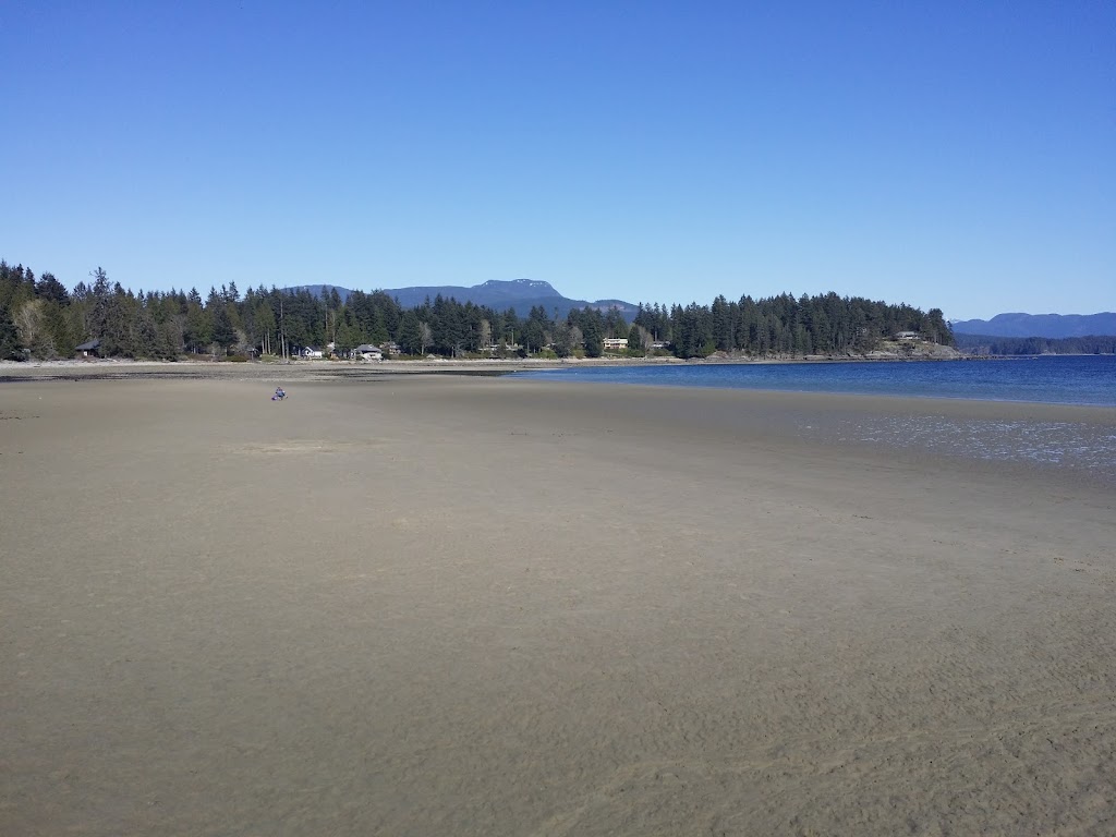 Douglas Bay Suite | first floor suite, 10417 Patrick Rd, Powell River, BC V8A 0K9, Canada | Phone: (604) 818-4960
