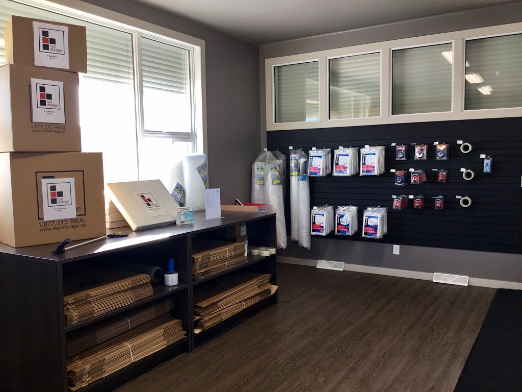 Real Storage - Winnipeg Munroe | 515 Munroe Ave, Winnipeg, MB R2K 1H7, Canada | Phone: (204) 477-8673