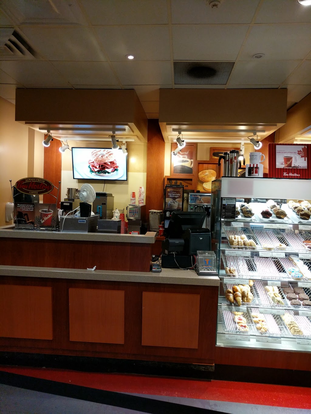 Tim Hortons | 2000 Simcoe St N, Oshawa, ON L1H 7K4, Canada | Phone: (905) 721-2000