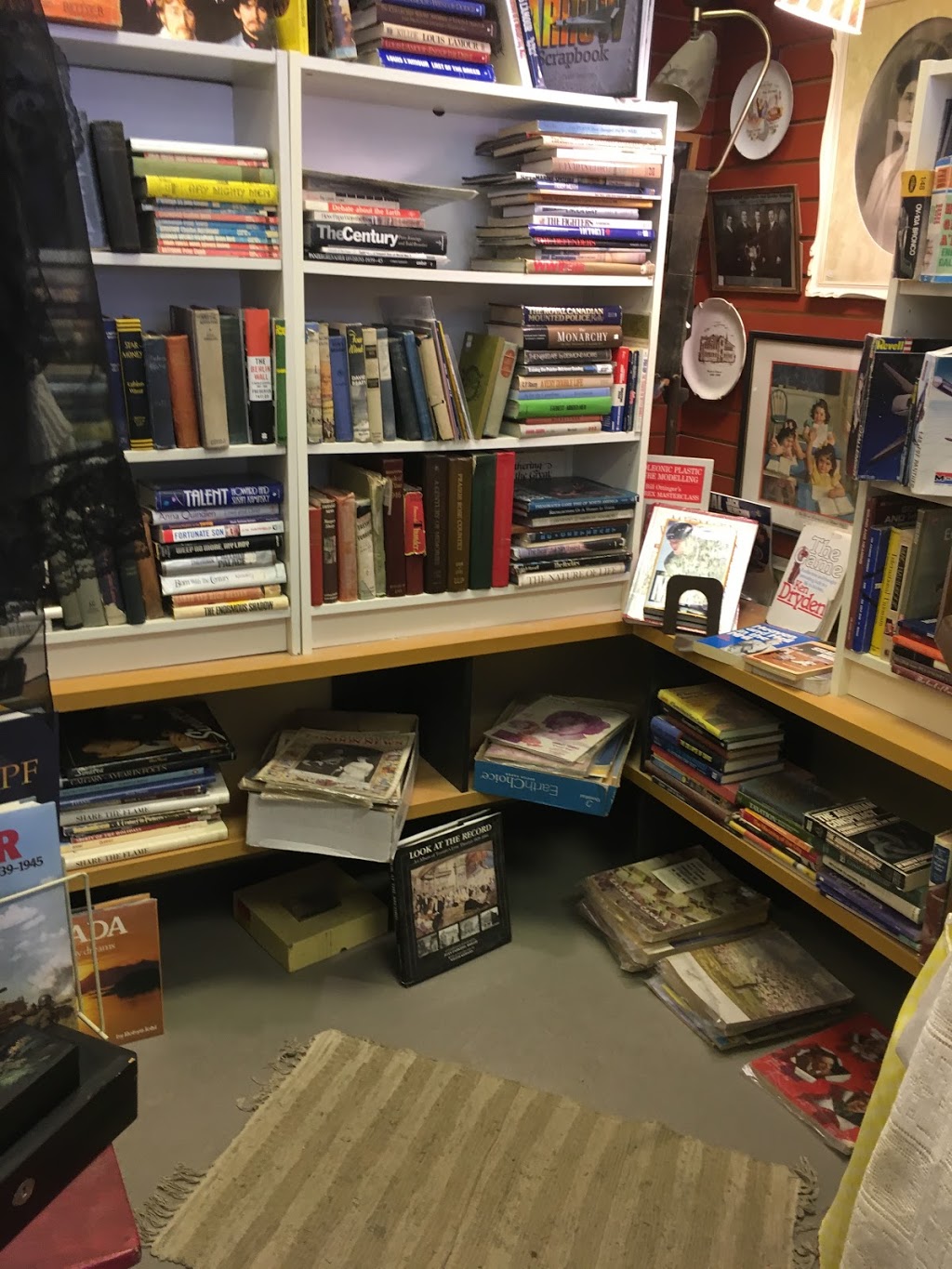 Nostalgia Antiques | 2102 20 St, Nanton, AB T0L 1R0, Canada | Phone: (403) 646-5851
