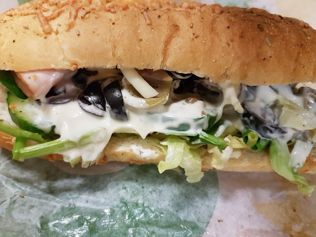 Subway | 7777 Keele St, Concord, ON L4K 1Y7, Canada | Phone: (905) 660-9256