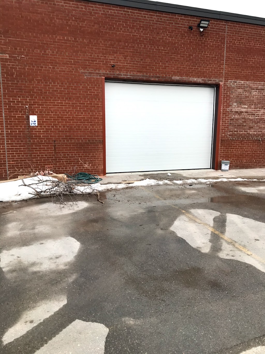 Morningstar Garage Doors | 29 Marisa Ct, Thornhill, ON L4J 6H9, Canada | Phone: (416) 515-2001