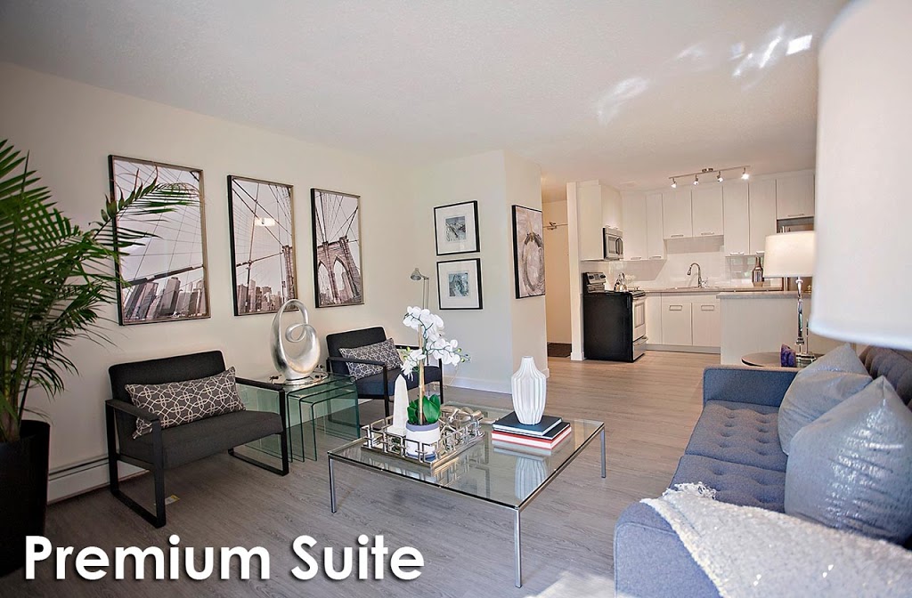 Palace Gates | 251 Russell Rd, Saskatoon, SK S7K 7H1, Canada | Phone: (306) 683-2436