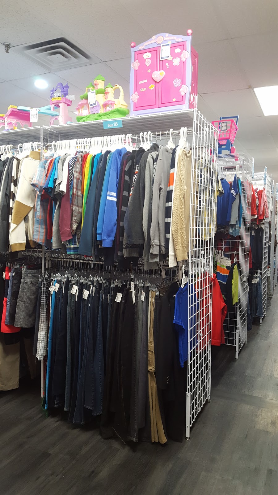 Once Upon A Child | 940 Queenston Rd, Stoney Creek, ON L8G 1B7, Canada | Phone: (905) 664-6667